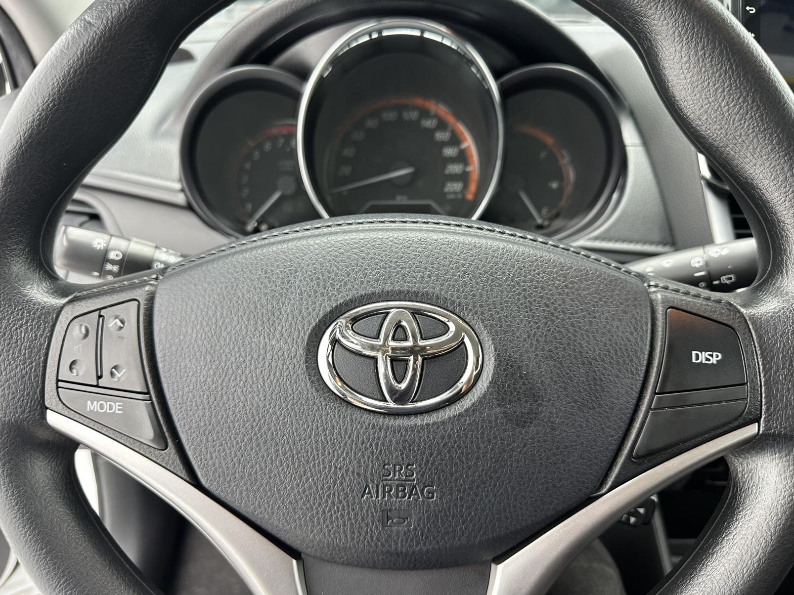 Toyota Yaris 2022 thumb 10