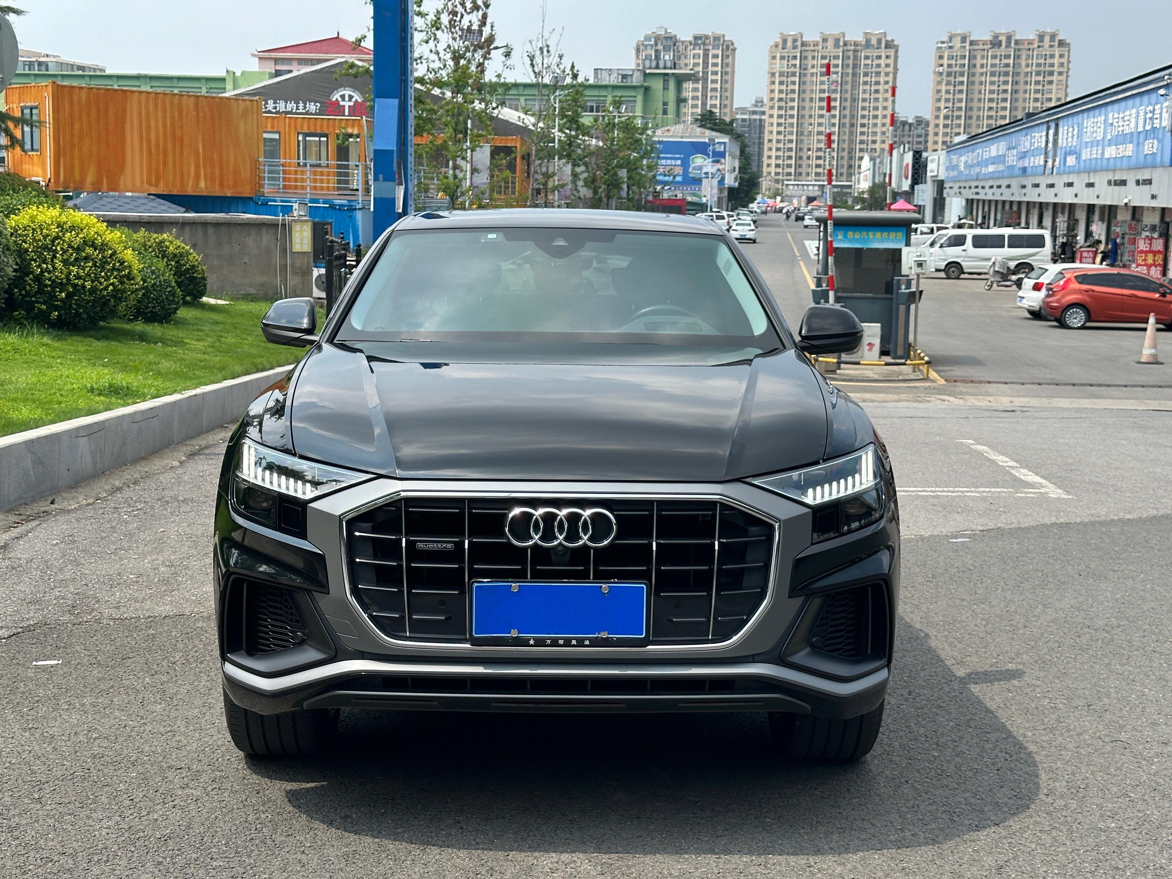 Audi Q8 2021 thumb 12