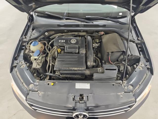 Volkswagen Sagitar 2018 thumb 8