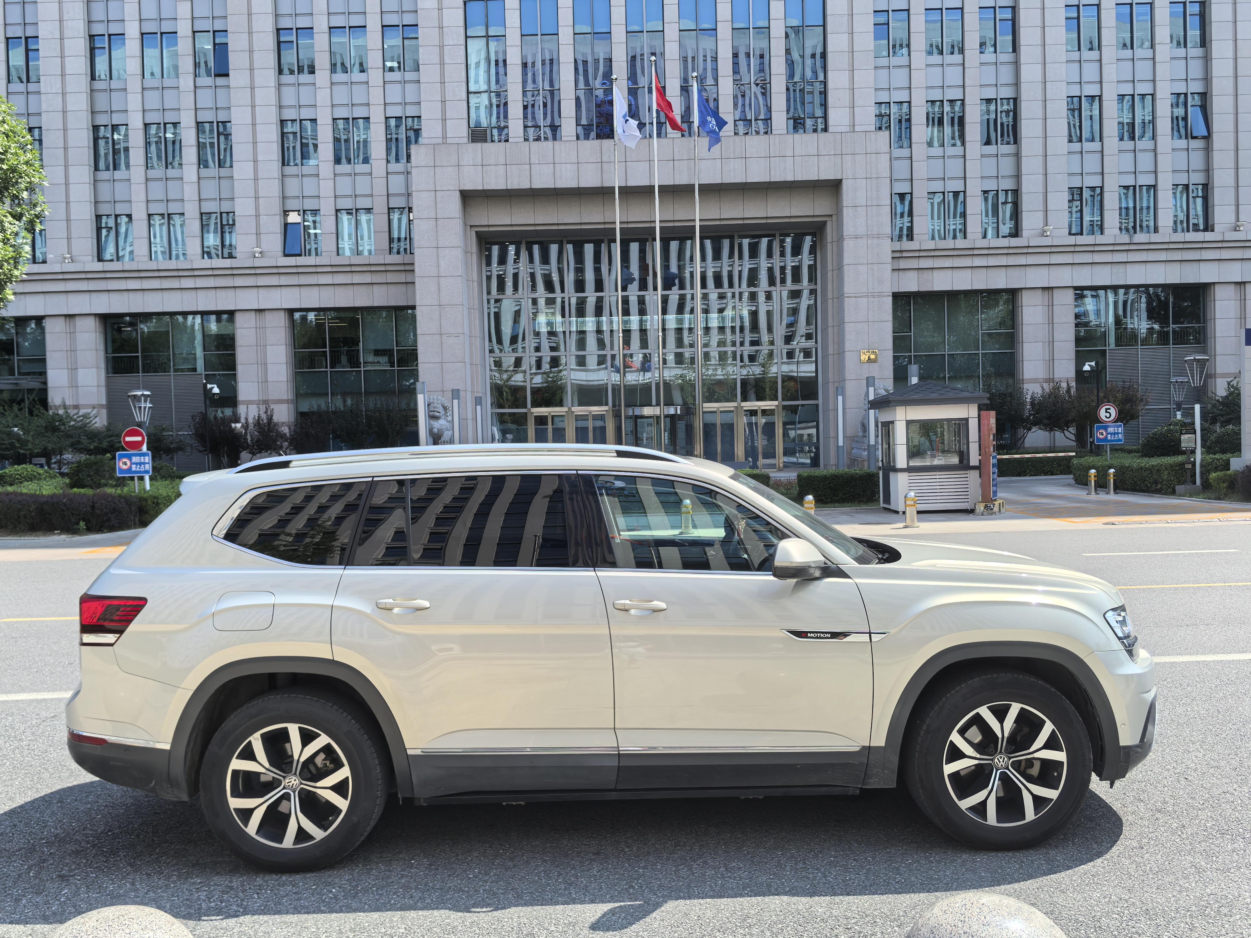 Volkswagen Teramont 2017 thumb 6