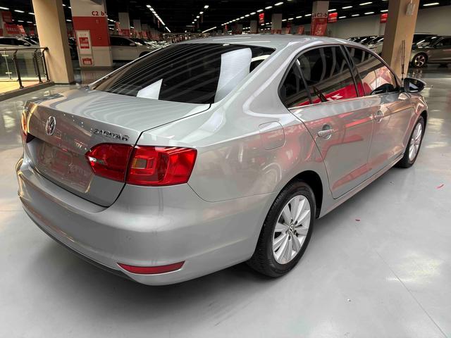 Volkswagen Sagitar 2014 thumb 5