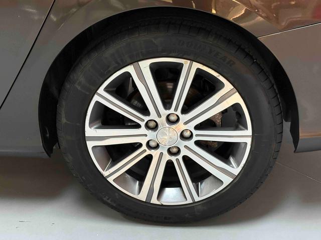 Peugeot 408 2014 thumb 7