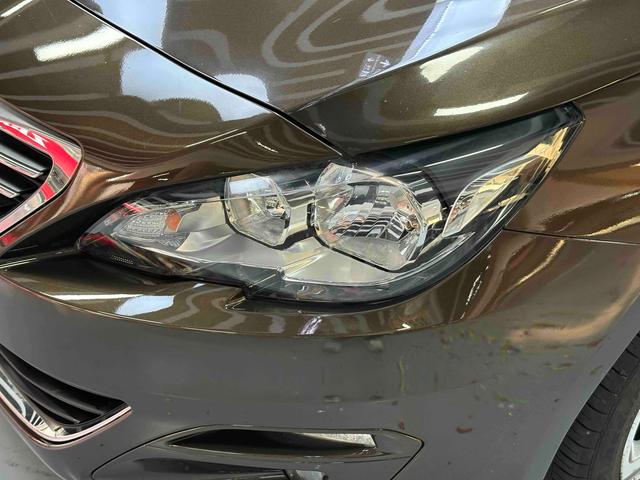 Peugeot 408 2014 thumb 10