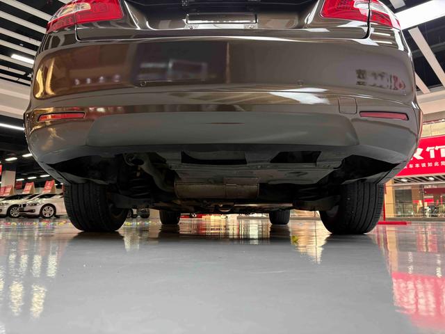 Peugeot 408 2014 thumb 12