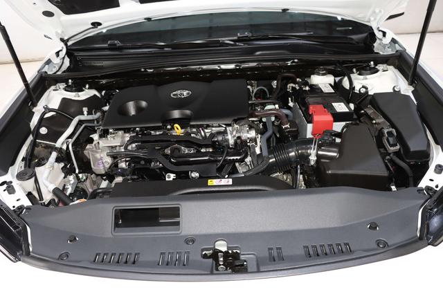 Toyota Camry 2024 thumb 6