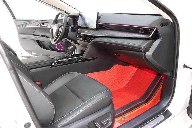 Toyota Camry 2024 thumb 9