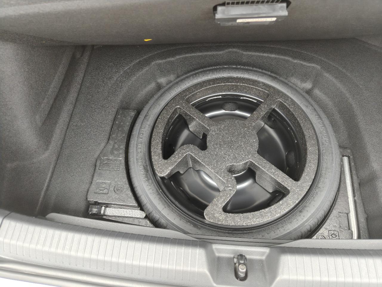 Volkswagen Golf Sportsvan 2021 thumb 6