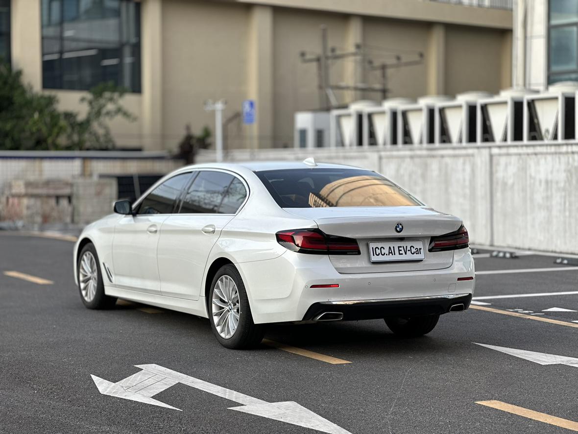 BMW 5 серии 2020 thumb 3