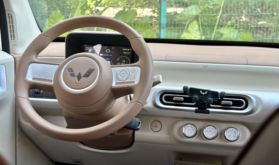 Wuling Mini EV 2024 thumb 10