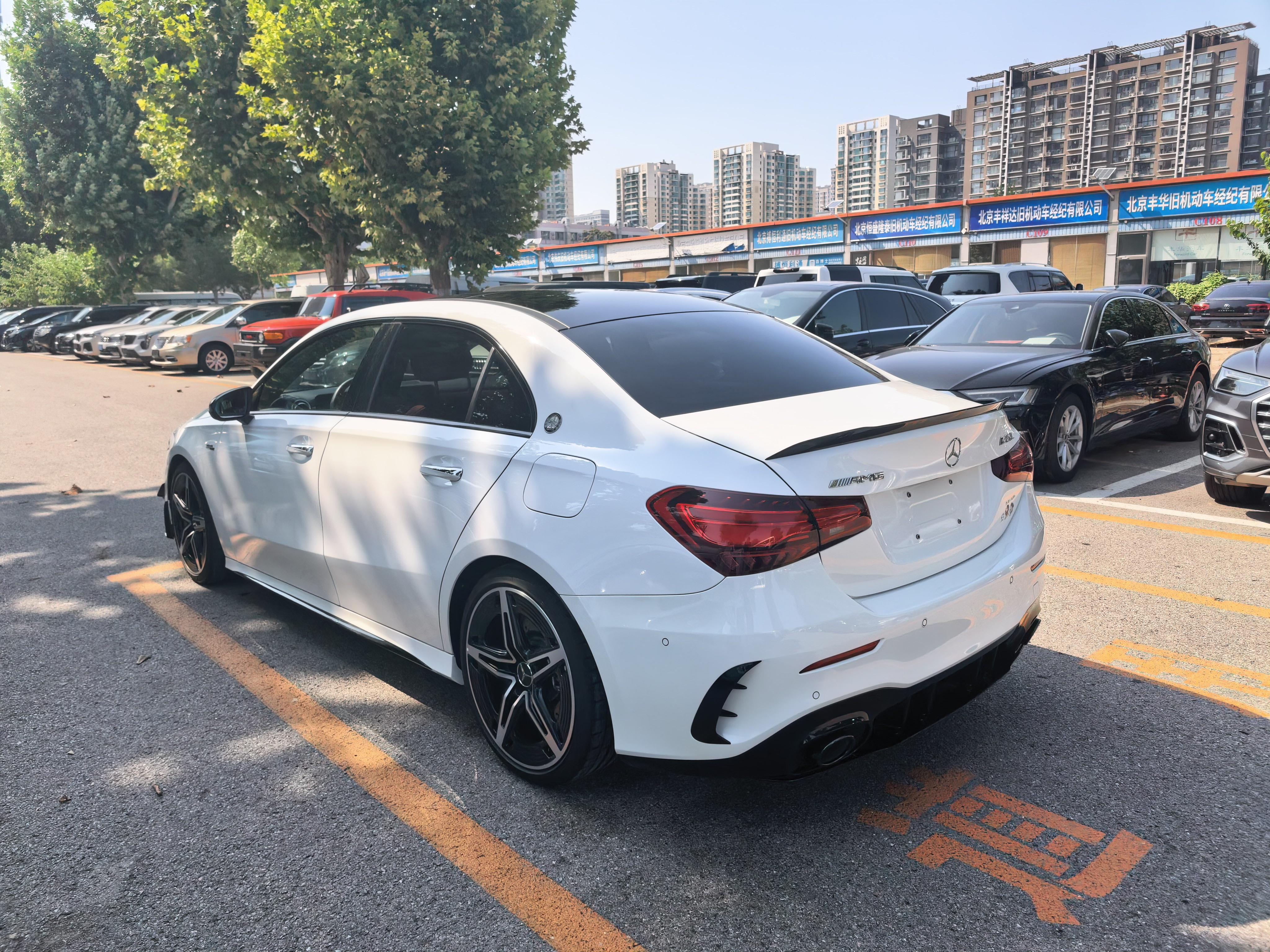 Mercedes-Benz A-Класс 2024 thumb 2