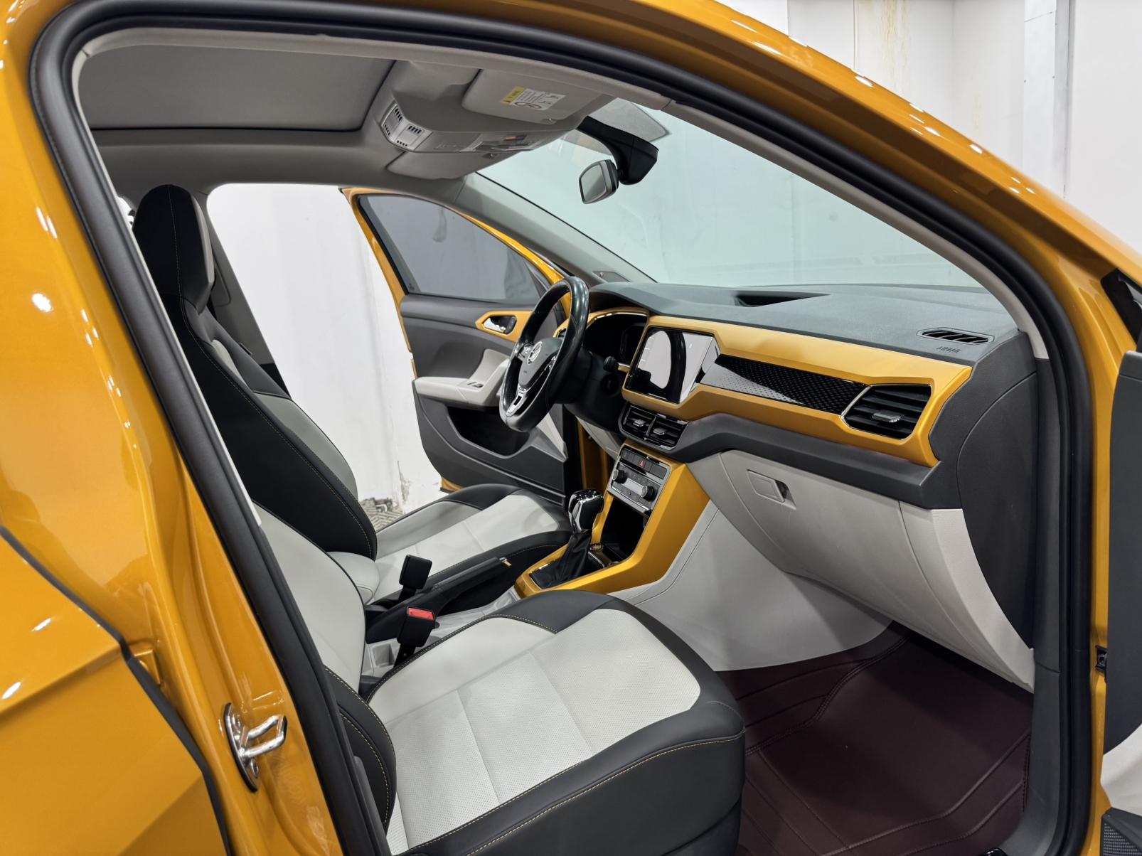 Volkswagen Taos 2022 thumb 6