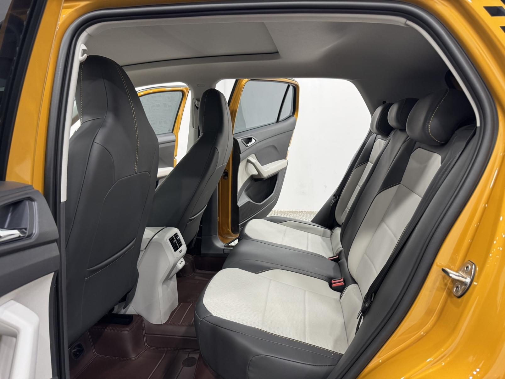 Volkswagen Taos 2022 thumb 7