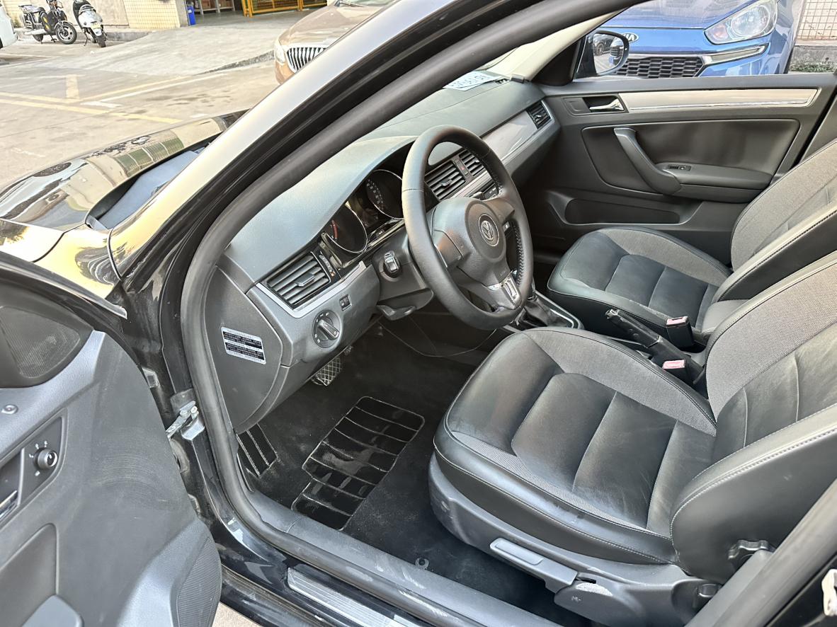 Volkswagen Bora 2015 thumb 7