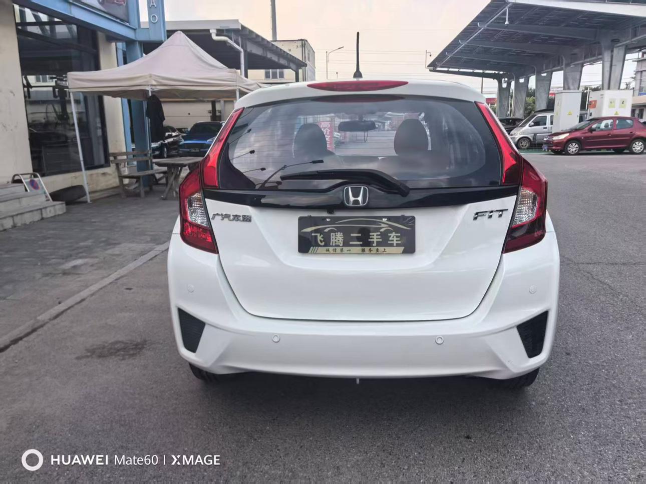 Honda Fit Shuttle 2016 thumb 3
