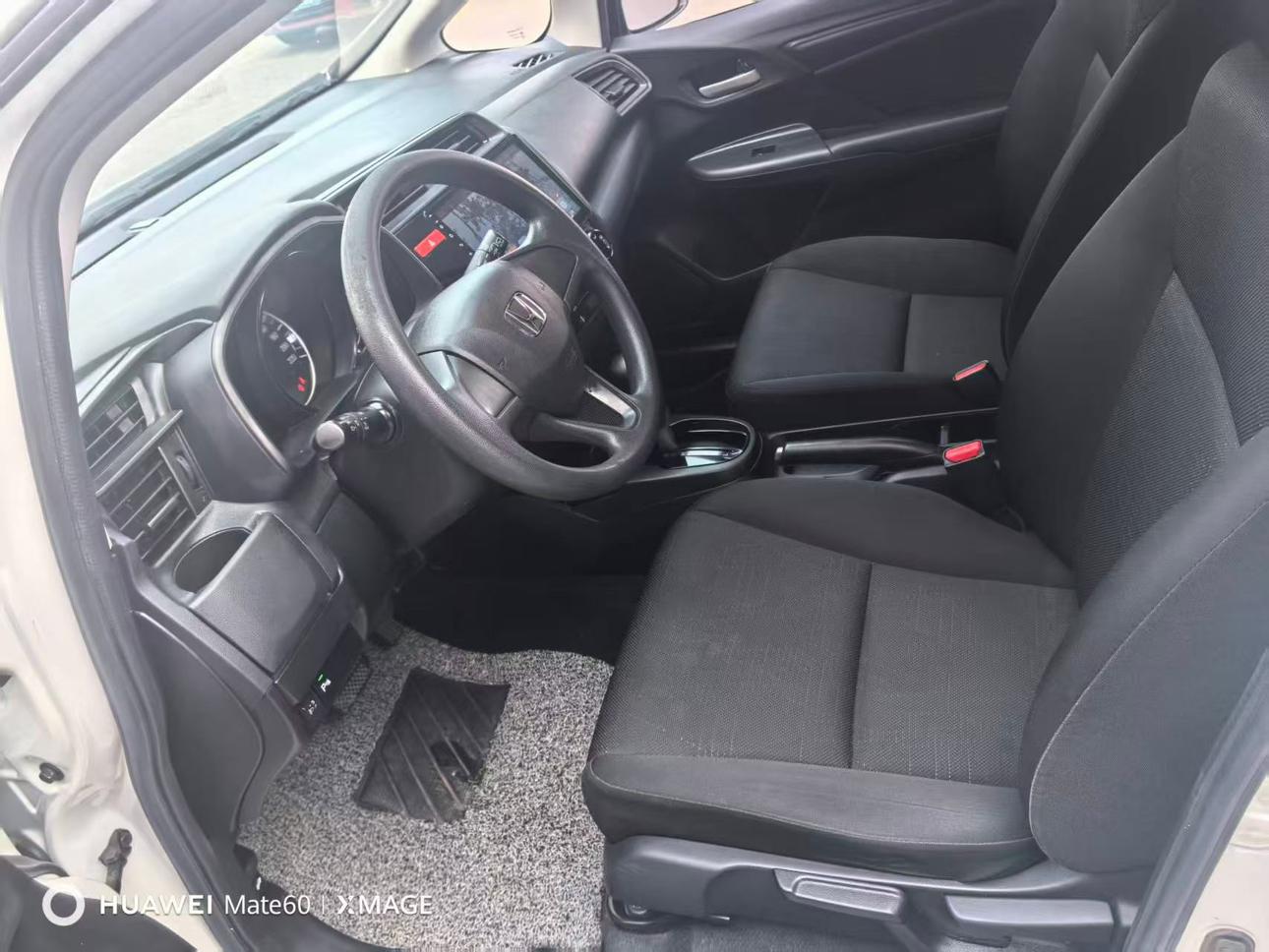 Honda Fit Shuttle 2016 thumb 6