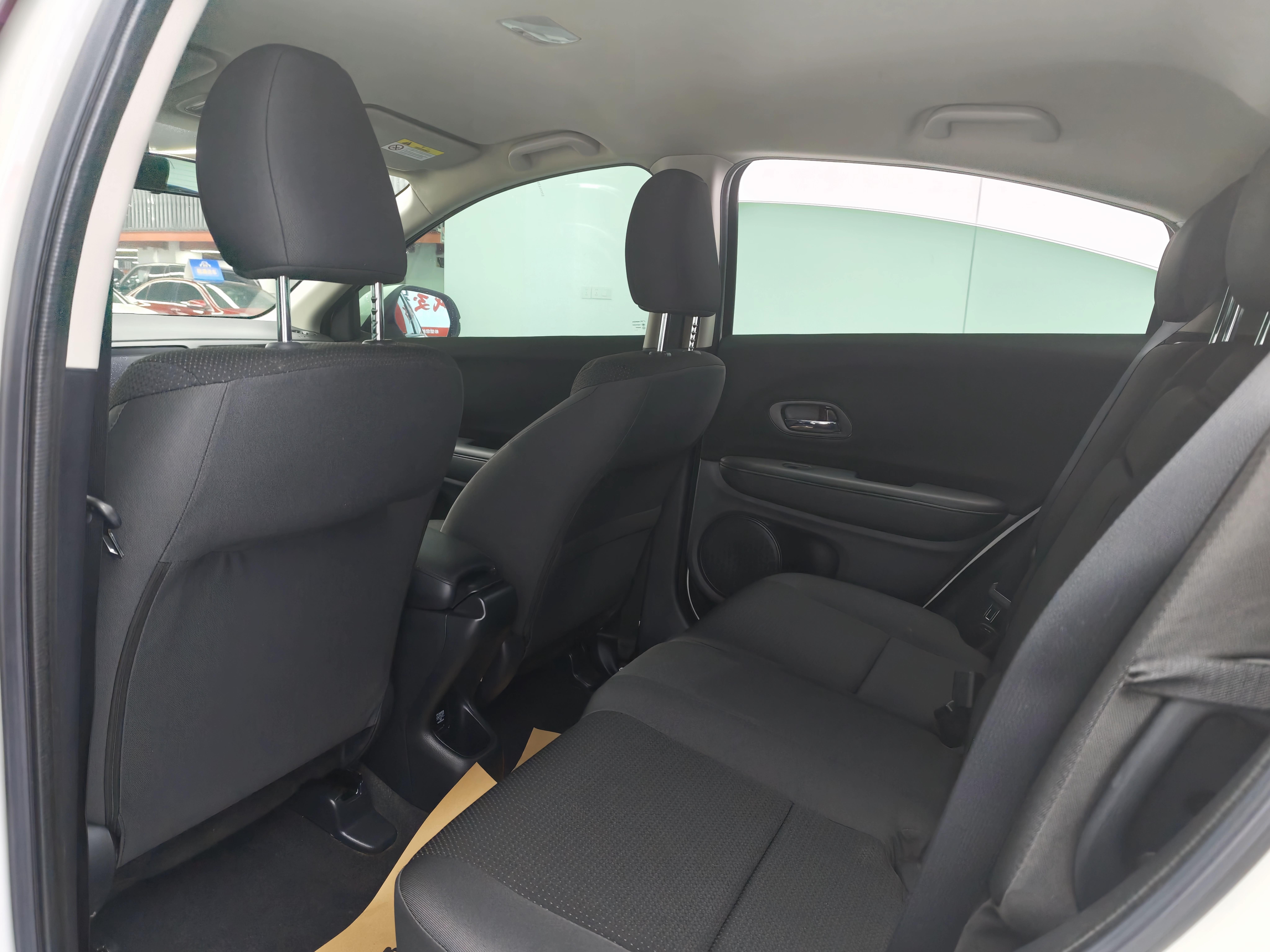 Honda Vezel 2020 thumb 9