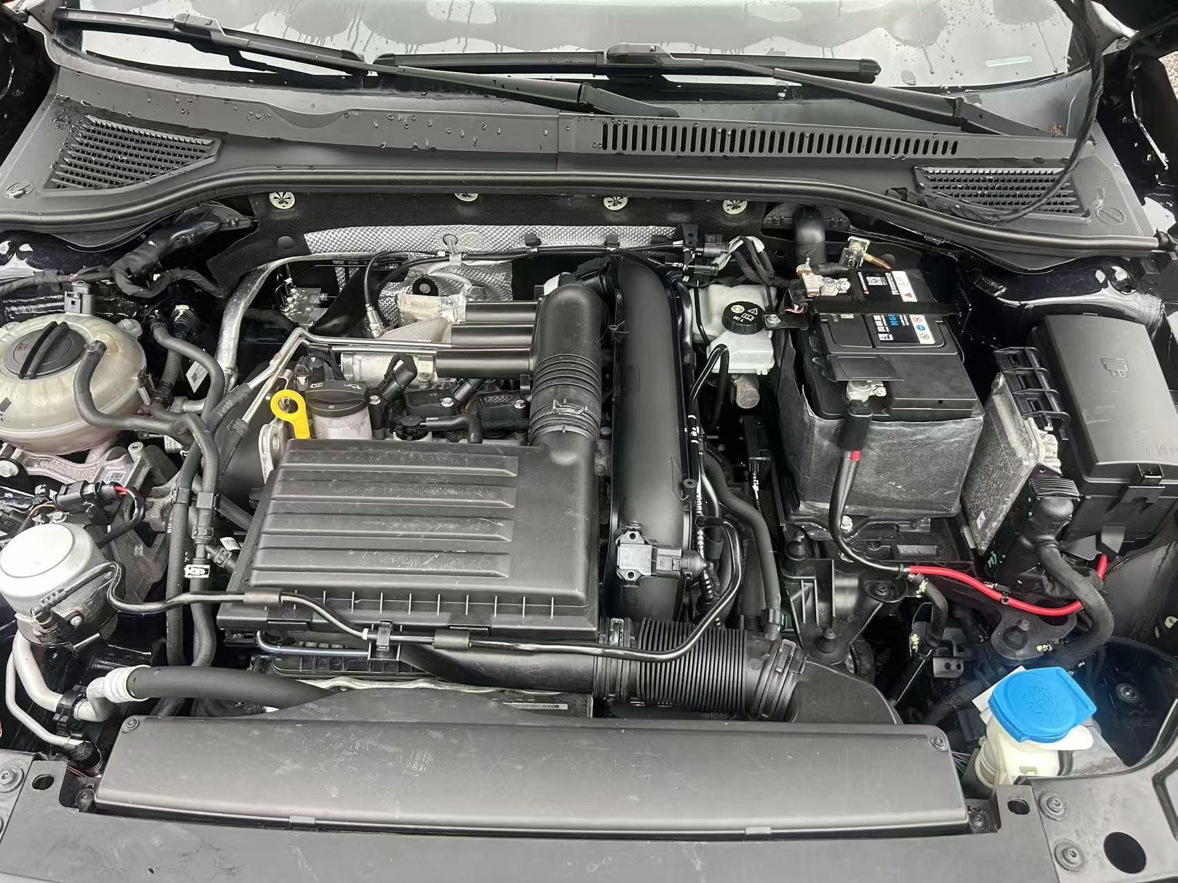 Volkswagen Passat (North America and China) 2020 thumb 4