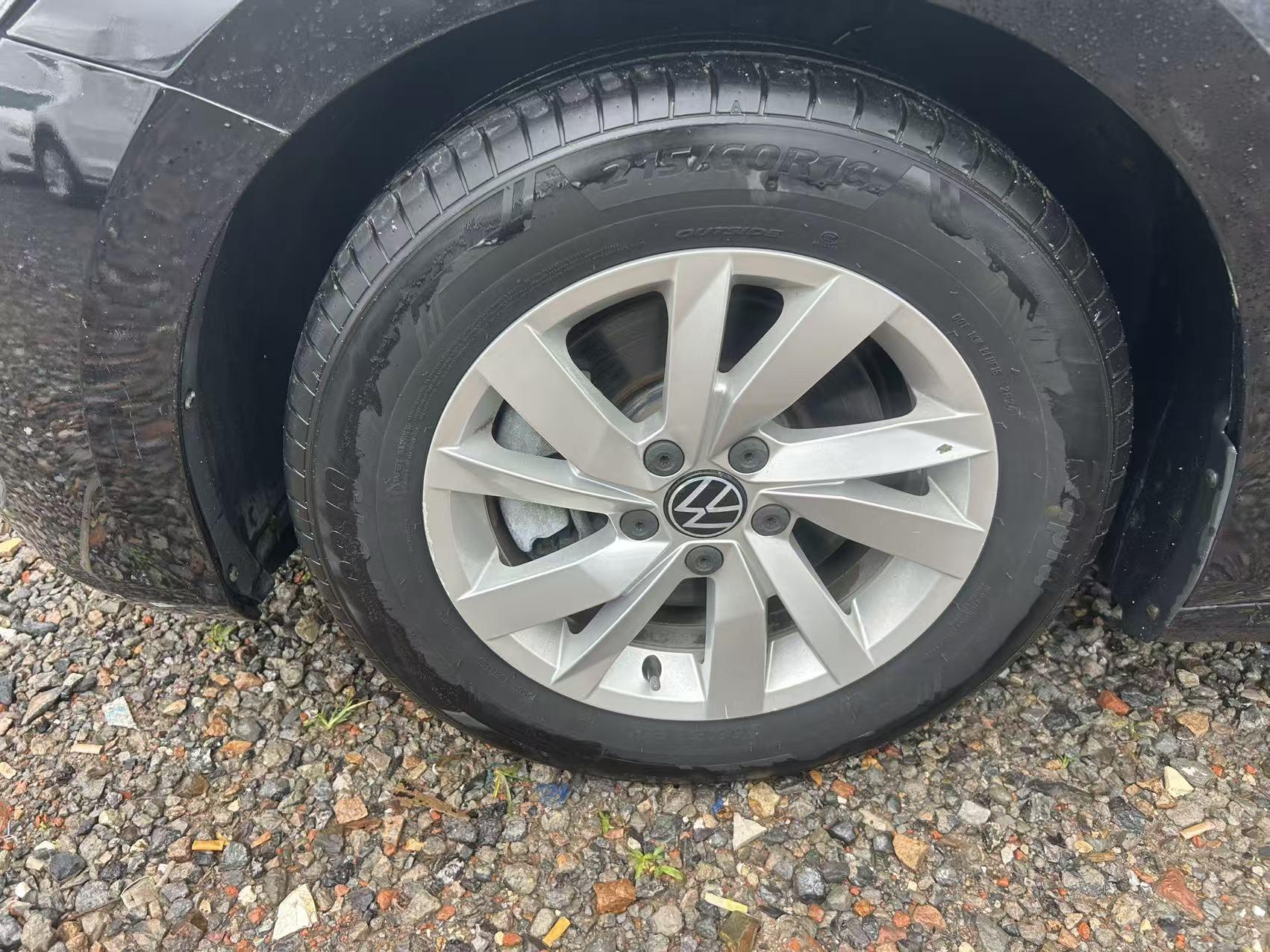 Volkswagen Passat (North America and China) 2020 thumb 8