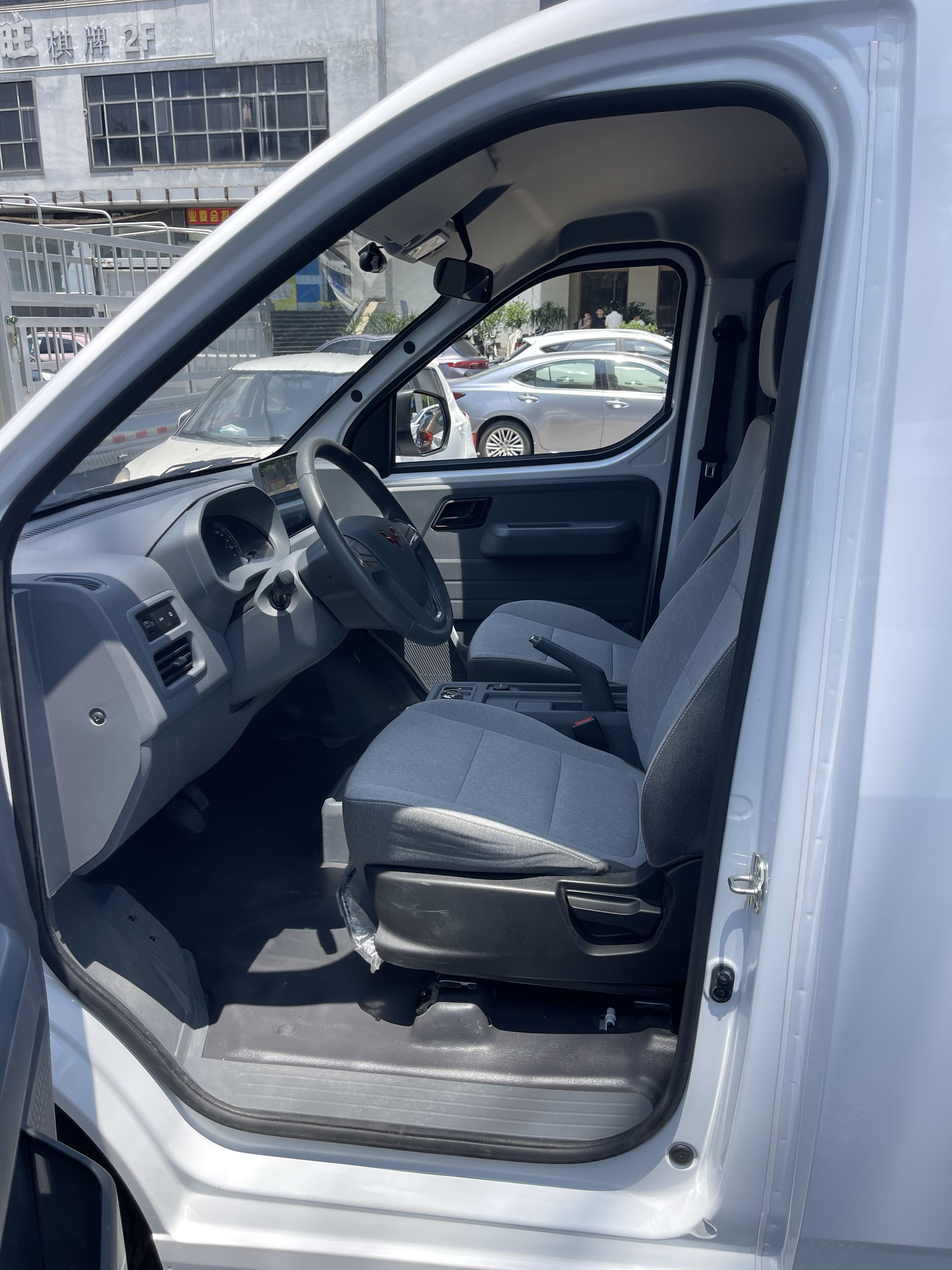 Wuling Yang Guang 2025 thumb 8