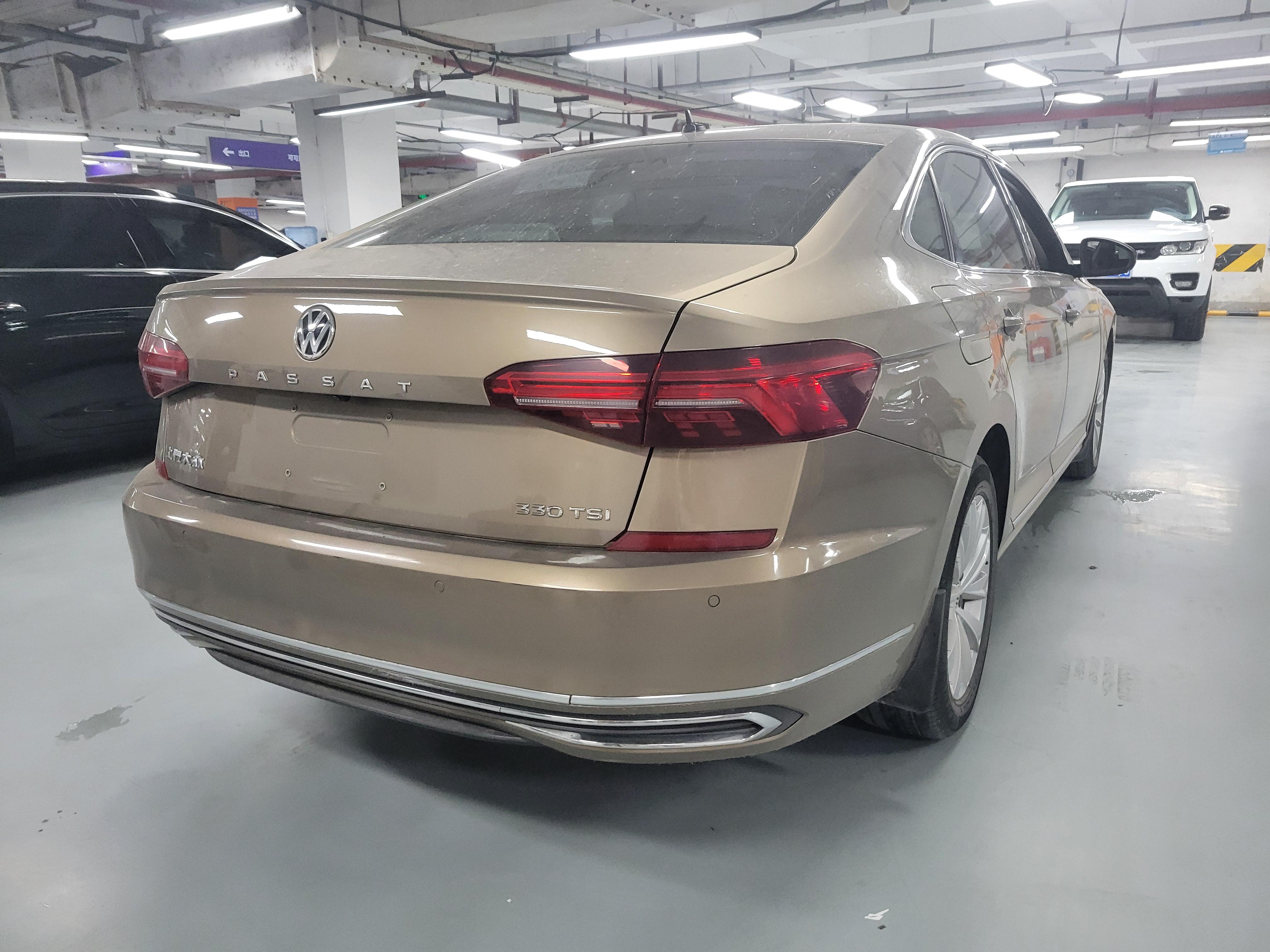 Volkswagen Passat (North America and China) 2019 thumb 3
