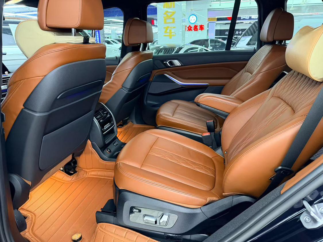 BMW X7 2022 thumb 6