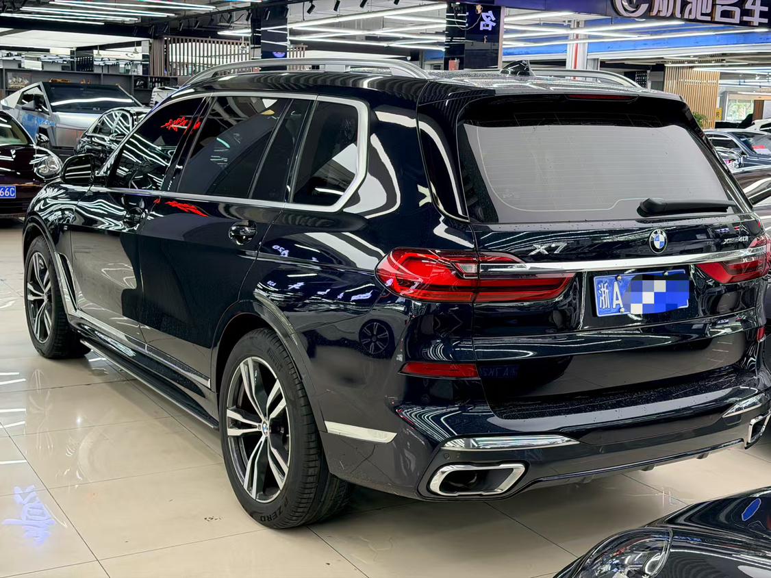 BMW X7 2022 thumb 10