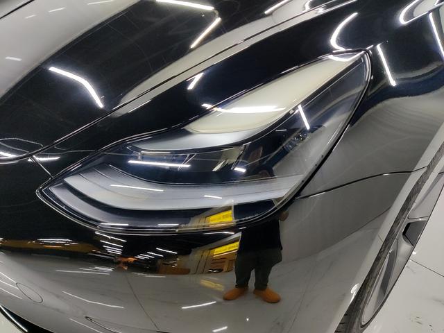 Tesla Model 3 2021 thumb 10