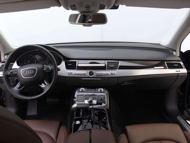 Audi A8 2014 thumb 9