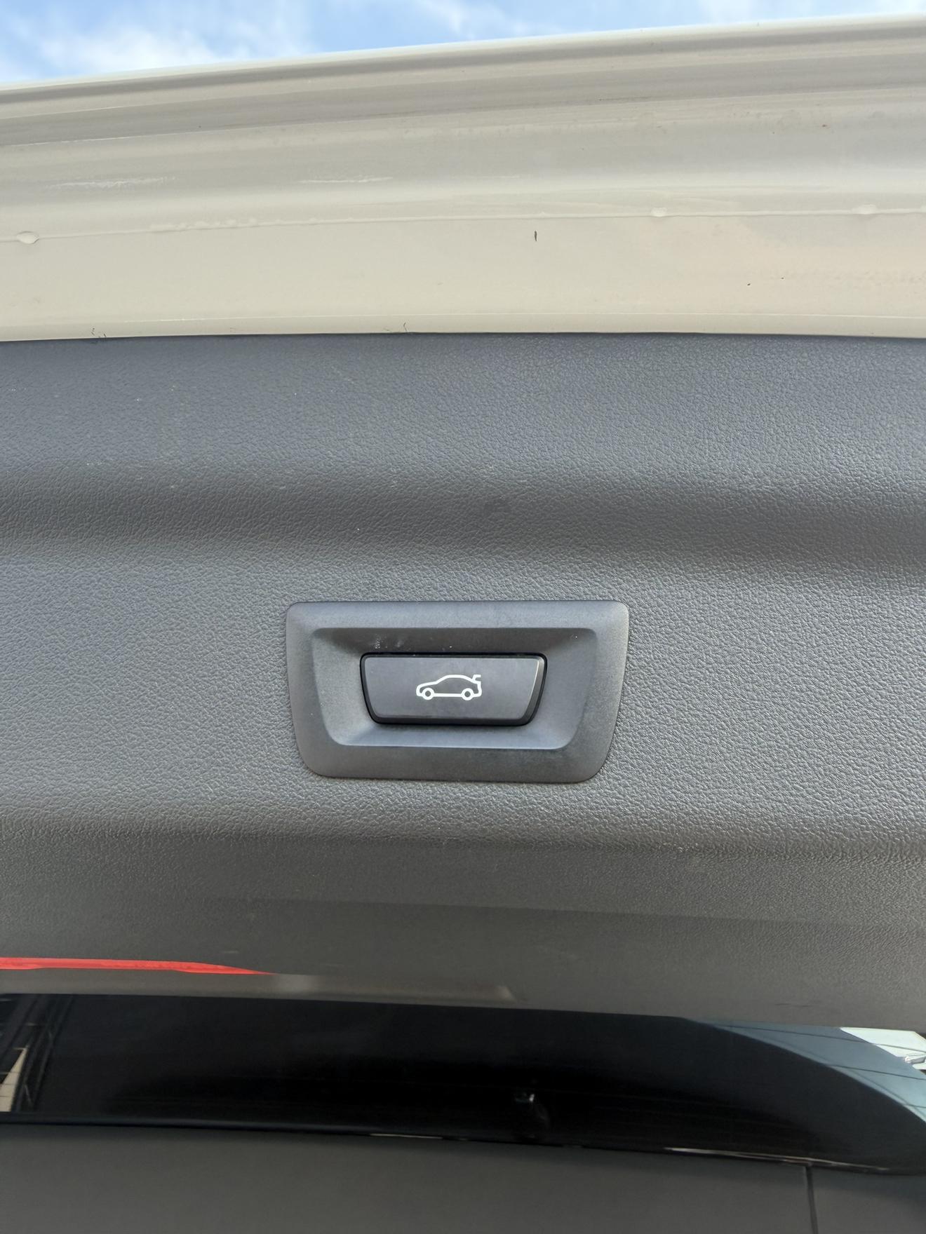 BMW X1 2023 thumb 7