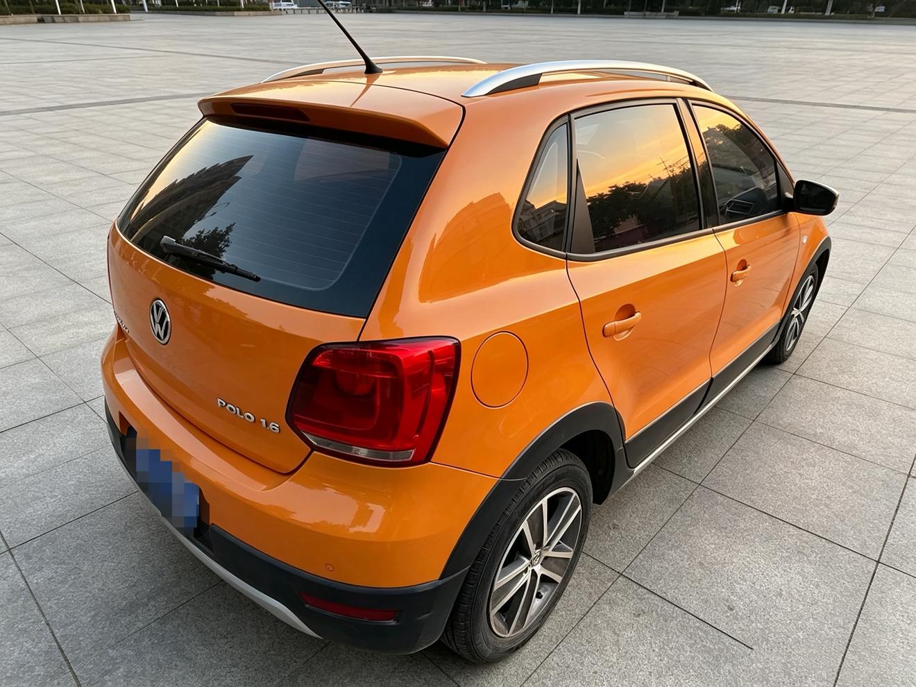 Volkswagen Polo 2012 thumb 10