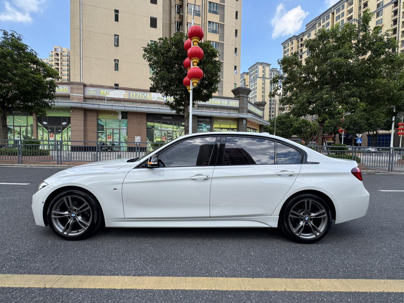 BMW 3 серии 2019 thumb 2