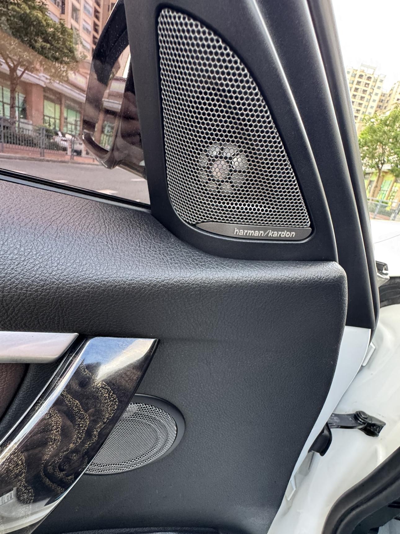 BMW 3 серии 2019 thumb 7
