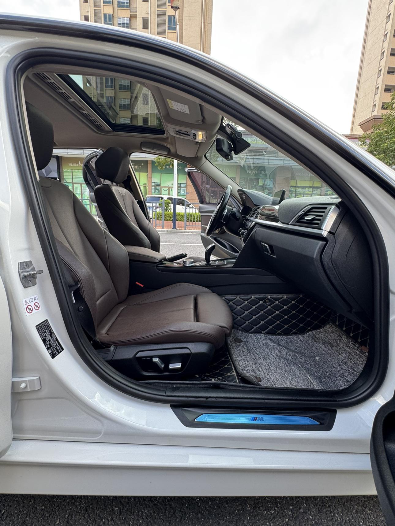 BMW 3 серии 2019 thumb 8