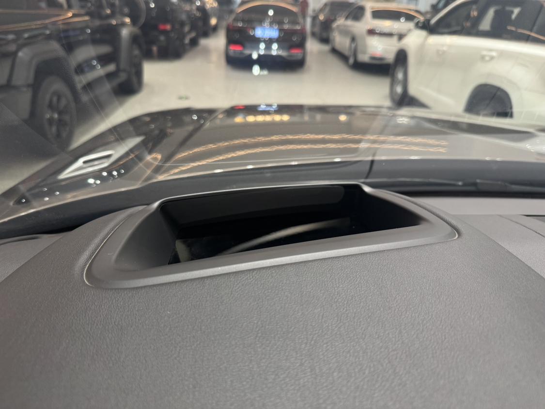 Land Rover Range Rover Sport 2018 thumb 11