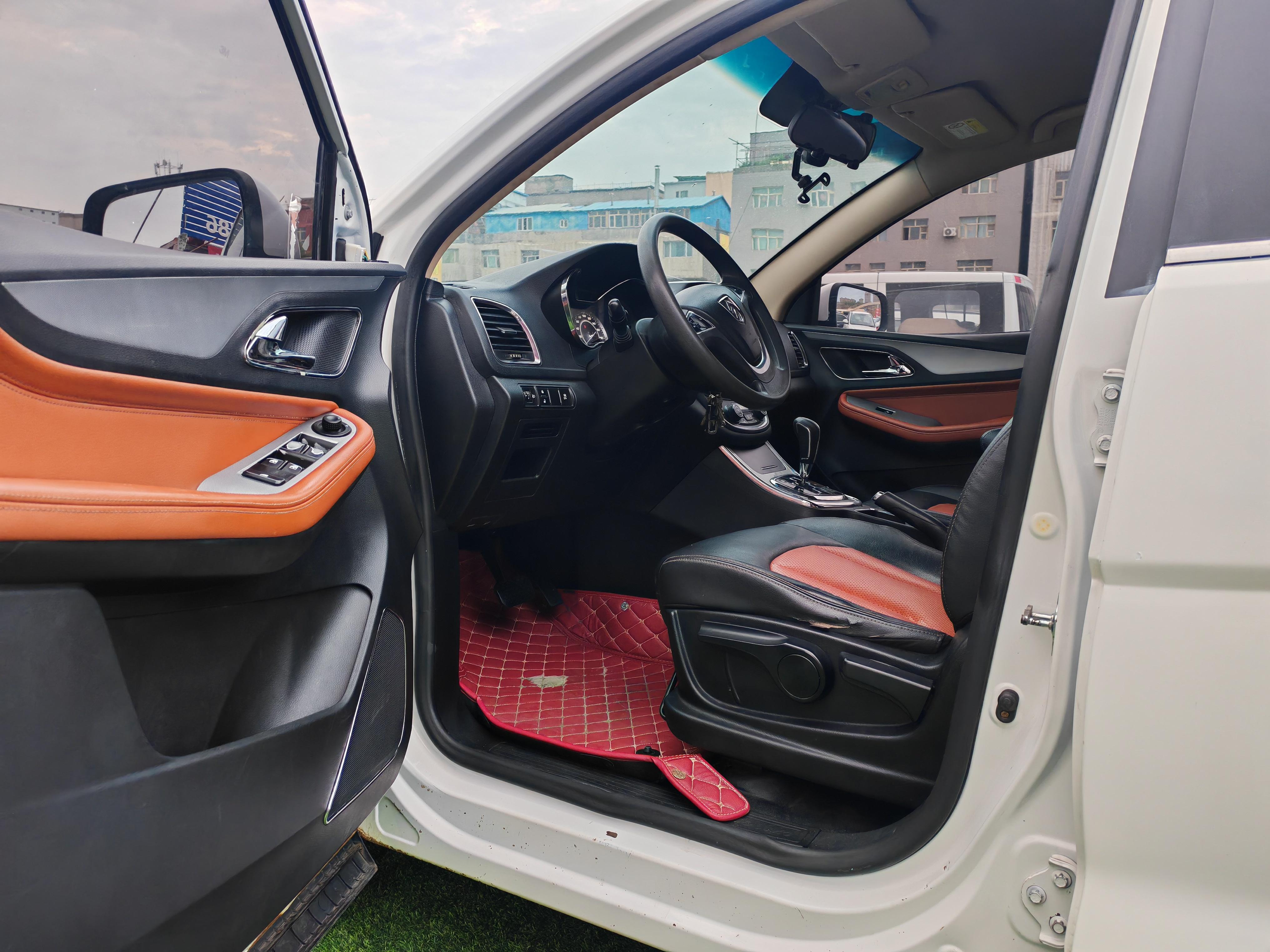 Baojun 560 2016 thumb 6