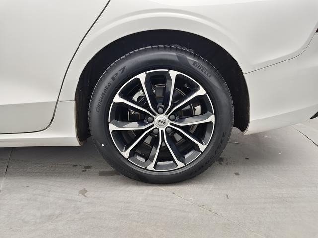 Volvo S60 2022 thumb 7