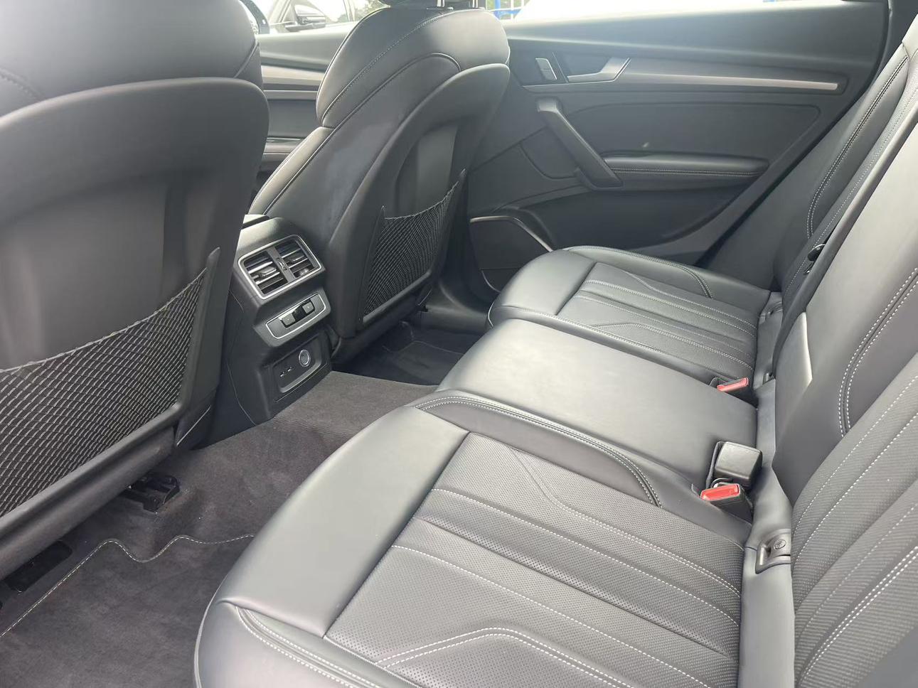 Audi Q5 2024 thumb 7