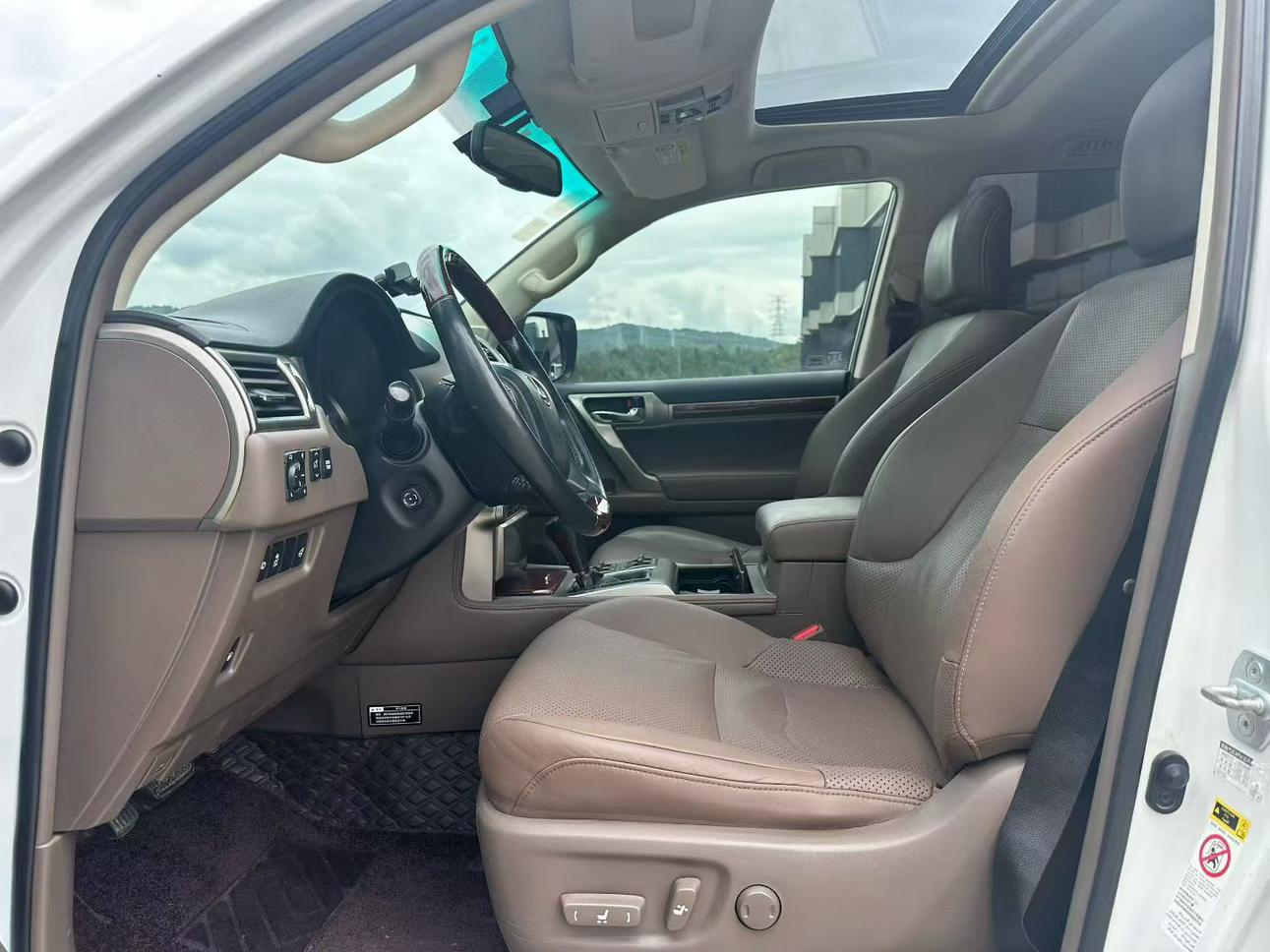 Lexus GX 2012 thumb 7