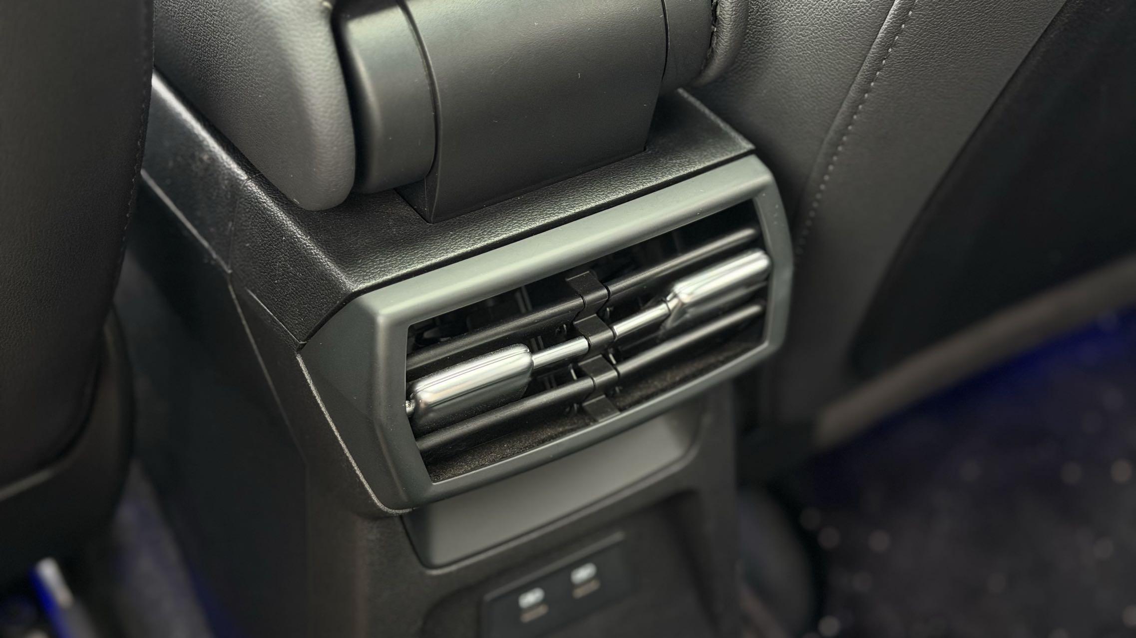 Audi A3 2023 thumb 5