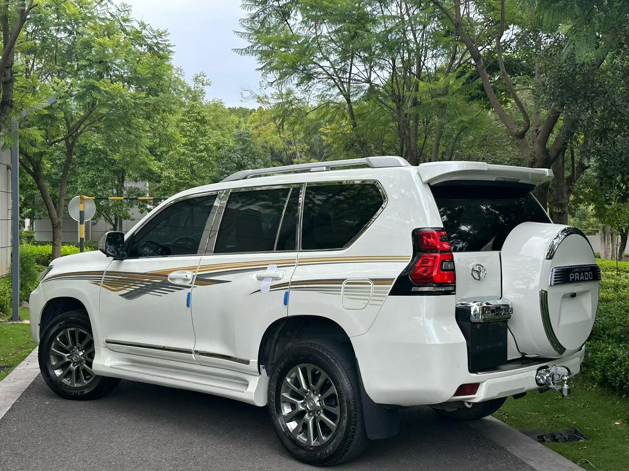 Toyota Land Cruiser Prado 2020 thumb 2