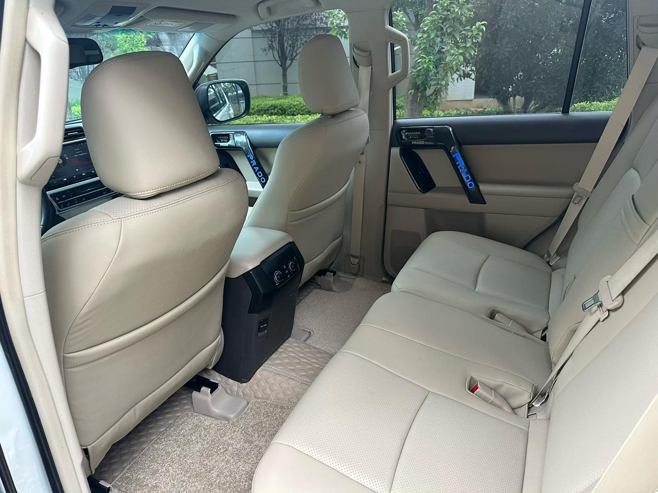 Toyota Land Cruiser Prado 2020 thumb 7