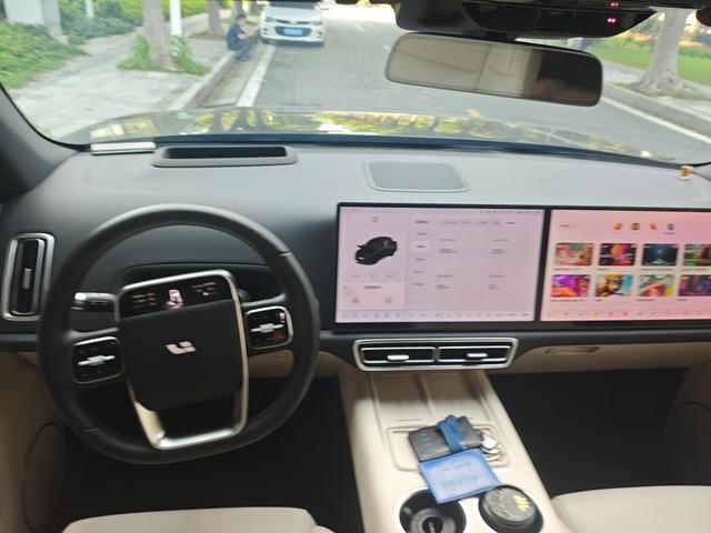 Lixiang (Li Auto) L6 2024 thumb 3