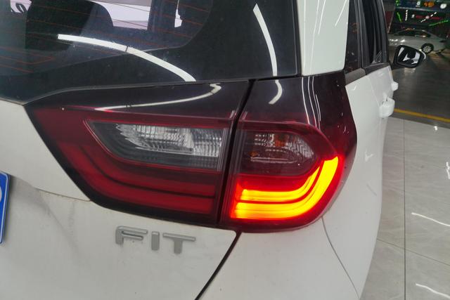 Honda Fit Shuttle 2021 thumb 3
