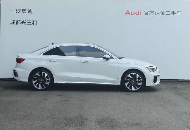 Audi A3 2024 thumb 3
