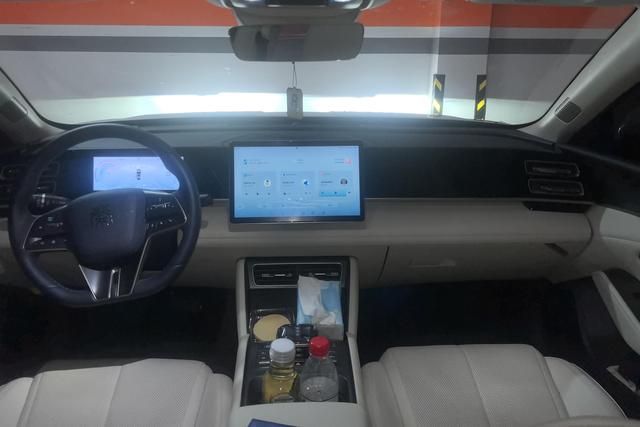 BYD Qin L DM 2024 thumb 12