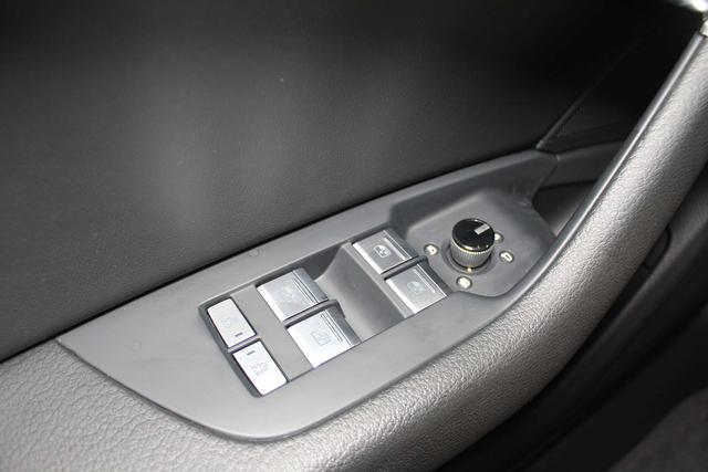 Audi A6 2024 thumb 12