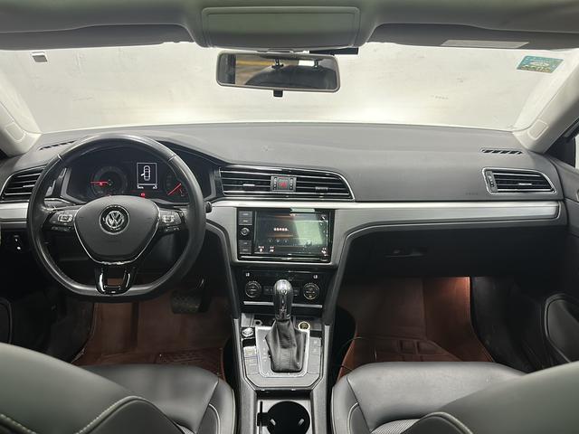 Volkswagen Lamando 2019 thumb 12