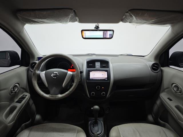 Nissan Sunny 2014 thumb 12
