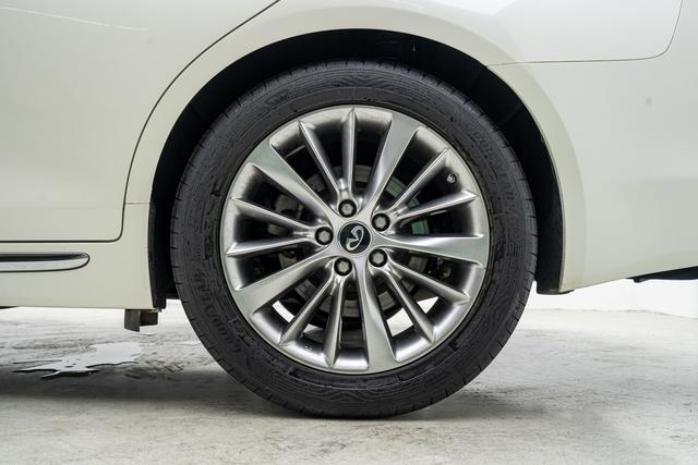 Infiniti Q50L 2018 thumb 7