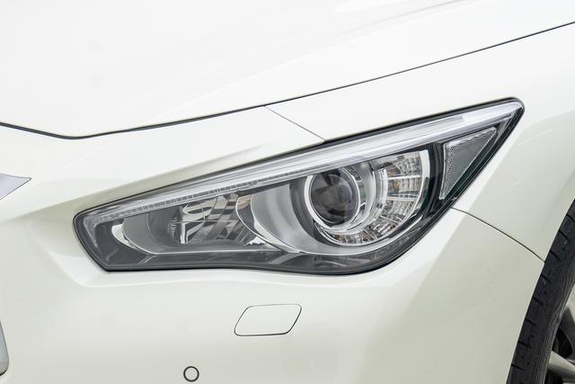 Infiniti Q50L 2018 thumb 10